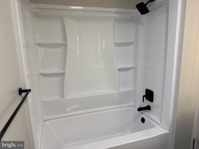 2712 BUXTON RD, Harrisburg, PA 17110