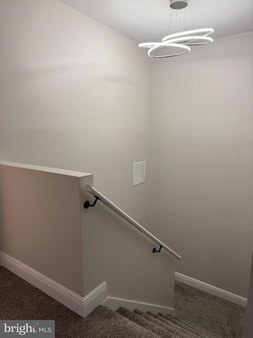 2712 BUXTON RD, Harrisburg, PA 17110