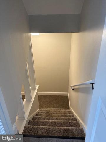 2712 BUXTON RD, Harrisburg, PA 17110