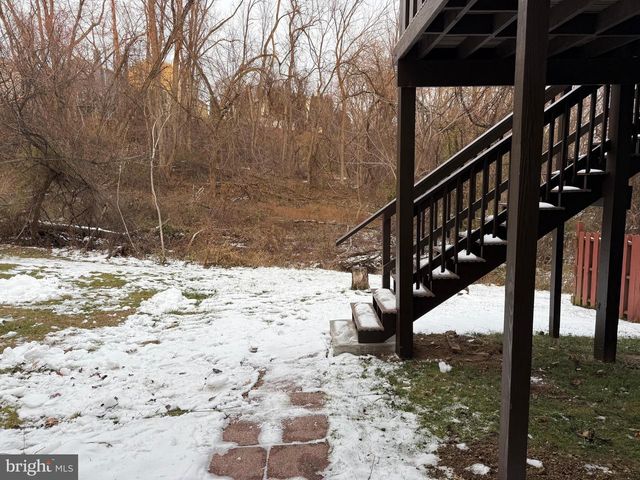 2712 BUXTON RD, Harrisburg, PA 17110