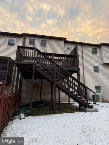 2712 BUXTON RD, Harrisburg, PA 17110