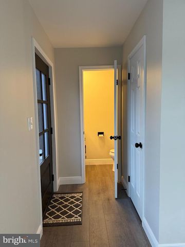 2712 BUXTON RD, Harrisburg, PA 17110