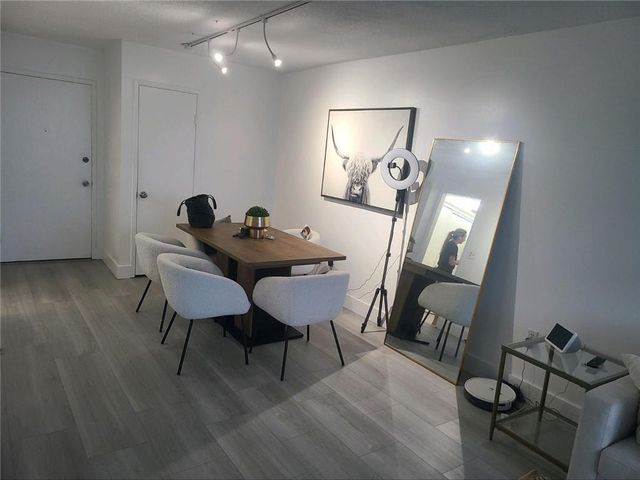 2841 NE 163rd Street 1111, North Miami Beach, FL 33160
