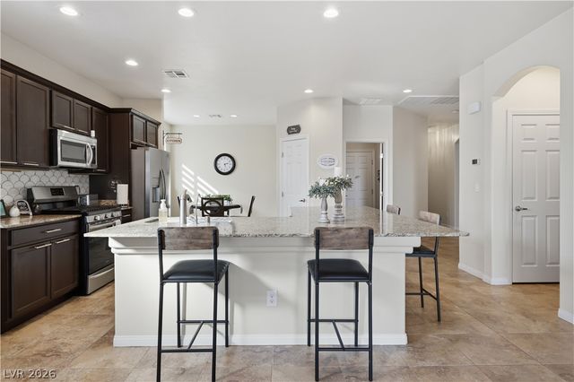 2081 Hunt Woods Court, Laughlin, NV 89029