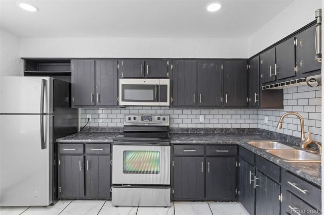 1630 Chester Street, Aurora, CO 80010