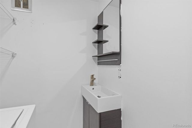 1630 Chester Street, Aurora, CO 80010