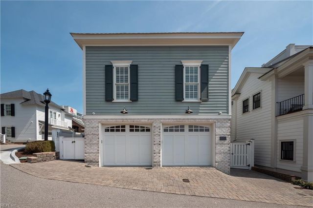 4064 Harlow ST, Virginia Beach, VA 23451