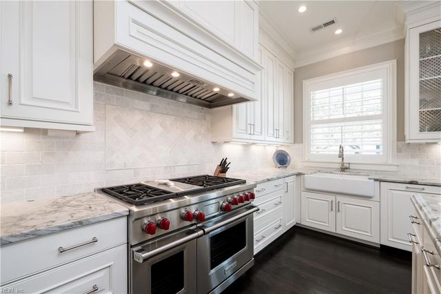 4064 Harlow ST, Virginia Beach, VA 23451