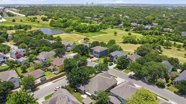 485 Faircrest DR, Buda, TX 78610
