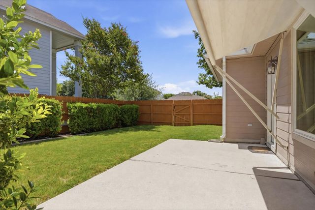 485 Faircrest DR, Buda, TX 78610