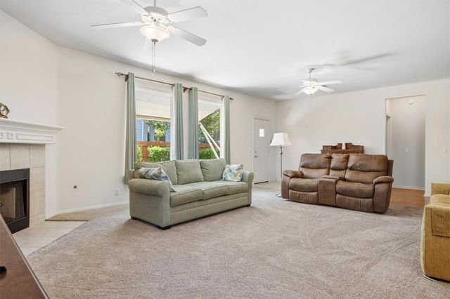 485 Faircrest DR, Buda, TX 78610