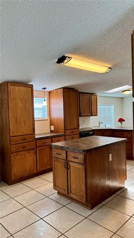 1502 ET HITTE TRAIL, Seffner, FL 33584