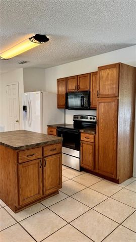 1502 ET HITTE TRAIL, Seffner, FL 33584