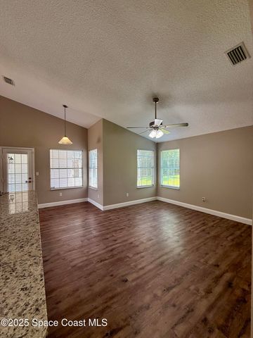 833 Crestwood Avenue, Titusville, FL 32796