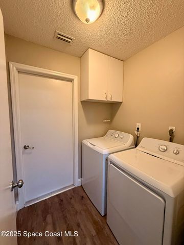 833 Crestwood Avenue, Titusville, FL 32796