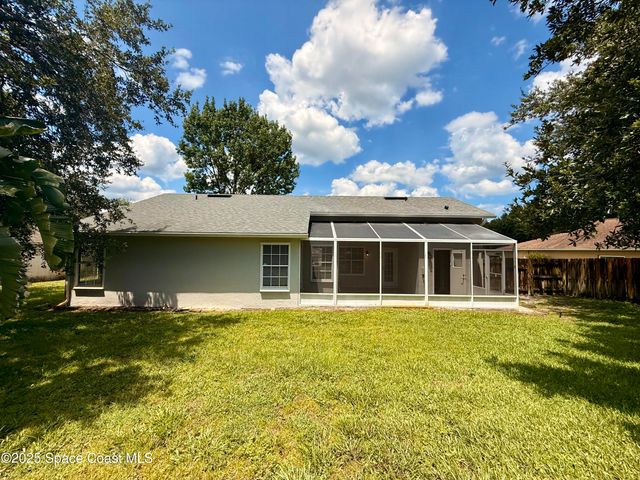 833 Crestwood Avenue, Titusville, FL 32796
