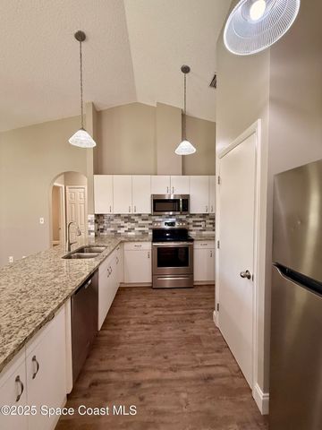 833 Crestwood Avenue, Titusville, FL 32796