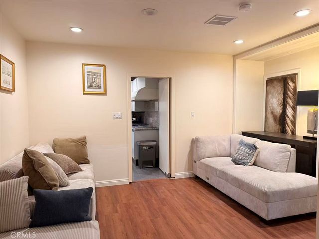 2500 Benedict Canyon, Beverly Hills, CA 90210