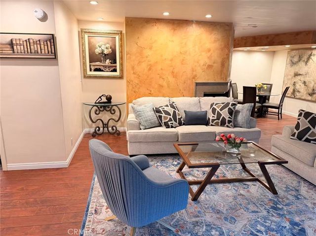 2500 Benedict Canyon, Beverly Hills, CA 90210