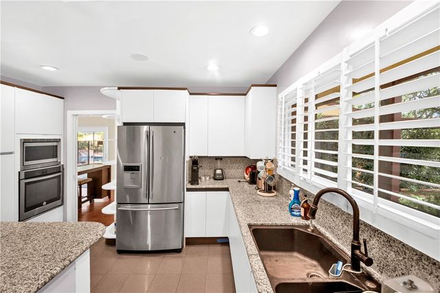 2500 Benedict Canyon, Beverly Hills, CA 90210