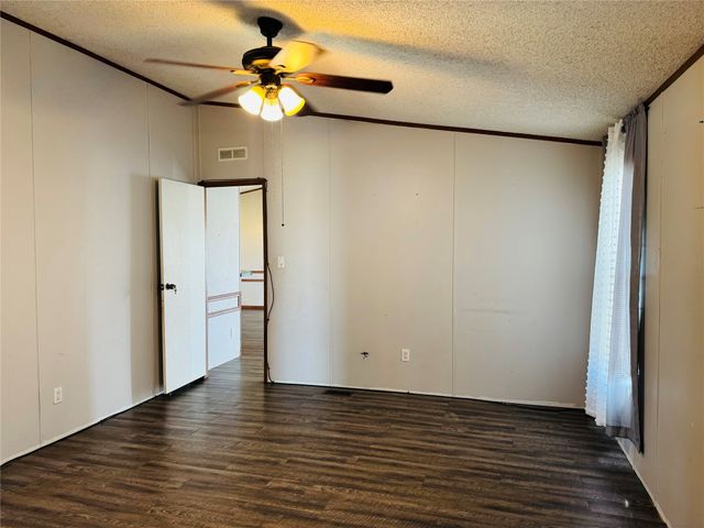 277 Vz County Road 3709, Wills Point, TX 75169