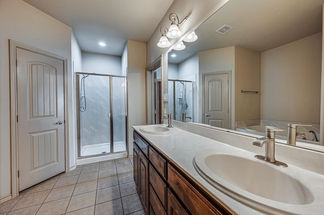 1114 Walter Stephenson Road, Midlothian, TX 76065