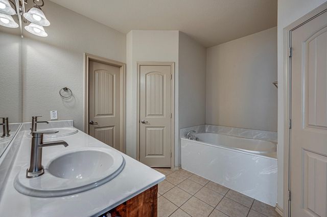 1114 Walter Stephenson Road, Midlothian, TX 76065