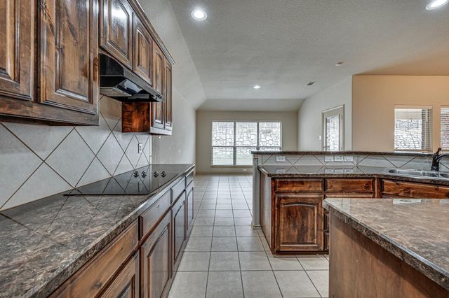 1114 Walter Stephenson Road, Midlothian, TX 76065
