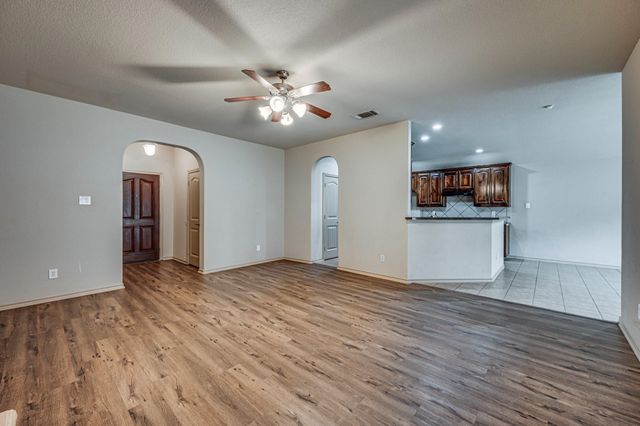 1114 Walter Stephenson Road, Midlothian, TX 76065