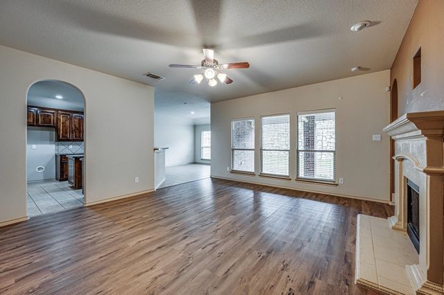 1114 Walter Stephenson Road, Midlothian, TX 76065