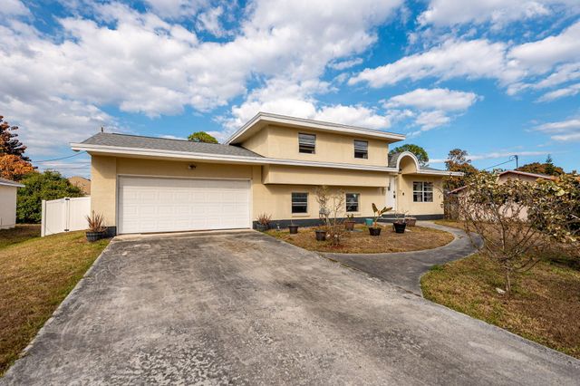 517 NW Floresta Drive, Port St. Lucie, Port St Lucie, FL 34983