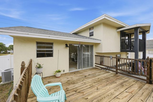 517 NW Floresta Drive, Port St. Lucie, Port St Lucie, FL 34983