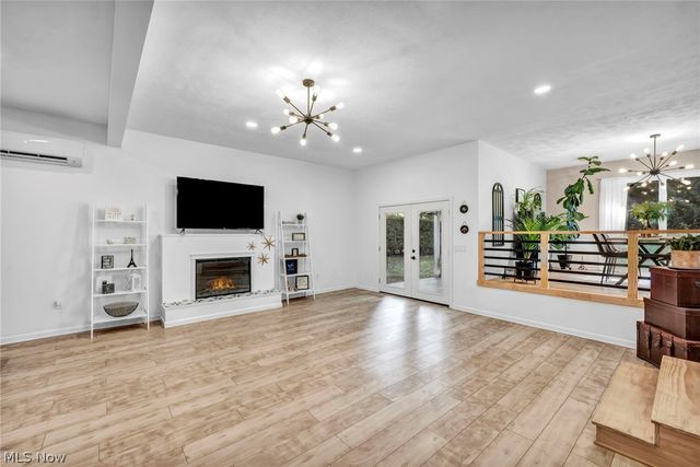 1963 Whitewood Drive, Madison, OH 44057