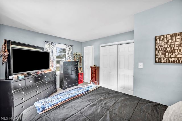 1963 Whitewood Drive, Madison, OH 44057