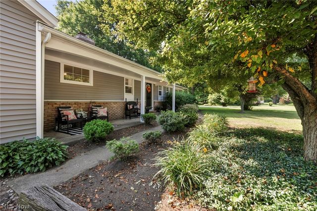 1963 Whitewood Drive, Madison, OH 44057