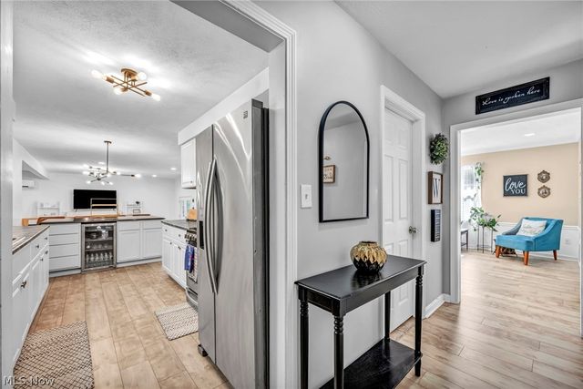 1963 Whitewood Drive, Madison, OH 44057