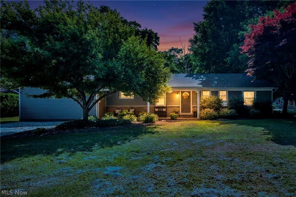 1963 Whitewood Drive, Madison, OH 44057