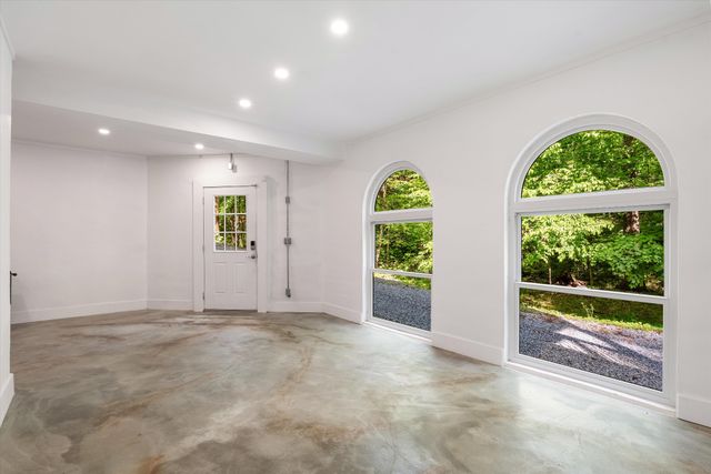 1518 Indian Springs Rd, Pegram, TN 37143