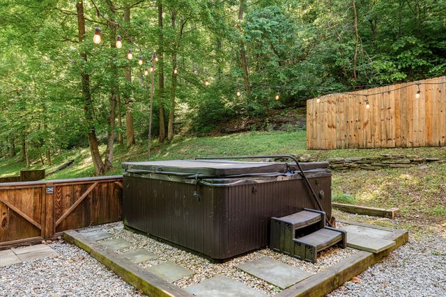 1518 Indian Springs Rd, Pegram, TN 37143