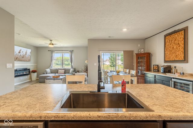 3144 W Keepsake Lane, Monrovia, IN 46157
