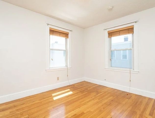 124 Selden St, Boston, MA 02124