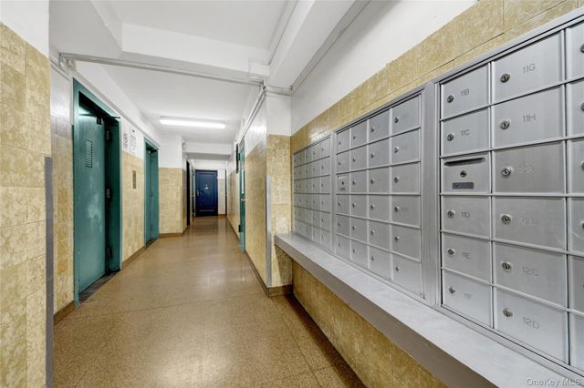 14 Metropolitan Oval 8G, Bronx, NY 10462