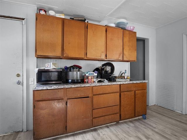 381 Parsells Avenue, Rochester, NY 14609