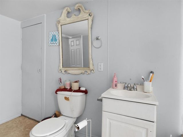 381 Parsells Avenue, Rochester, NY 14609