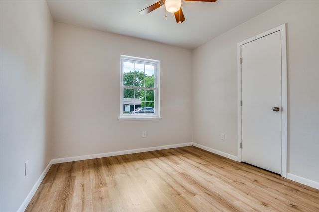 119 Halifax Drive, Cedar Hill, TX 75104