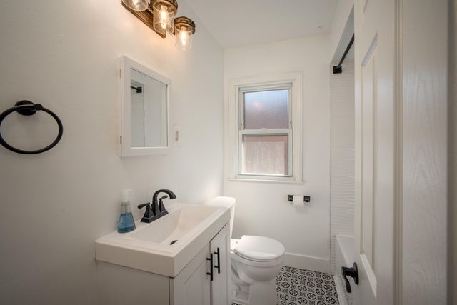 28465 N Clements Circle, Livonia City, MI 48150