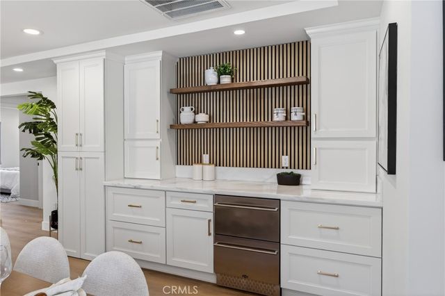 141 S Roosevelt Avenue, Pasadena, CA 91107