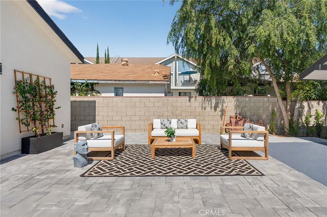 141 S Roosevelt Avenue, Pasadena, CA 91107