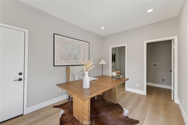 141 S Roosevelt Avenue, Pasadena, CA 91107