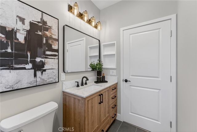 141 S Roosevelt Avenue, Pasadena, CA 91107